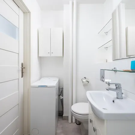 アパート Grzybowska Blue Centre By Bookinghost