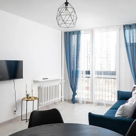 Grzybowska Blue Centre By Bookinghost アパート ワルシャワ