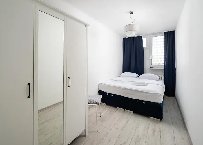 Grzybowska Blue Centre By Bookinghost * Warsaw