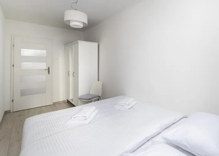 Apartment Grzybowska Blue Centre By Bookinghost *